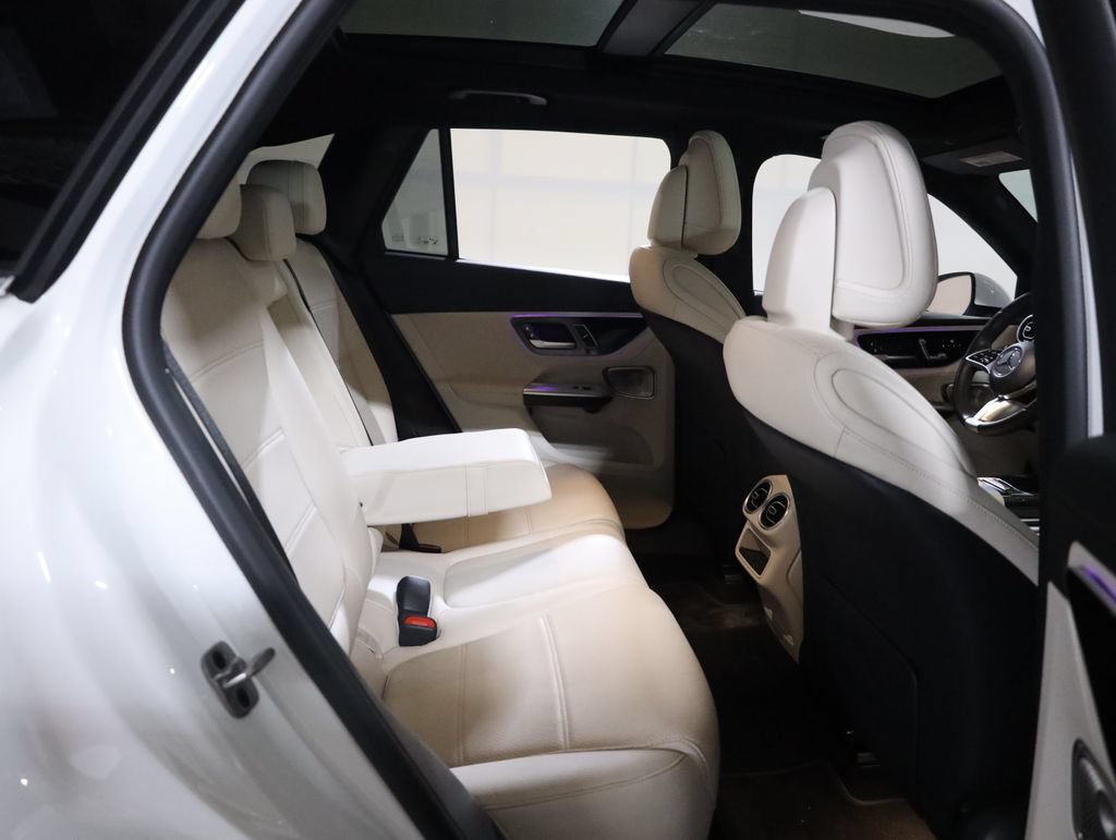 Certified 2024 Mercedes-Benz GLC 300 4MATIC image 46