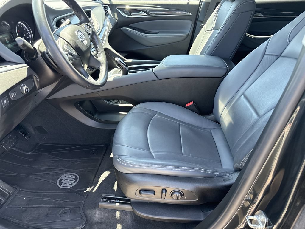 Used 2019 Buick Enclave Essence FWD image 16