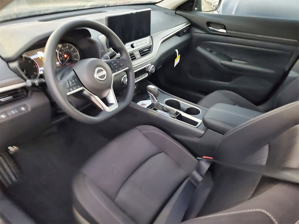 New 2025 Nissan Altima 2.5 SV w/ SV Special Edition Package image 7