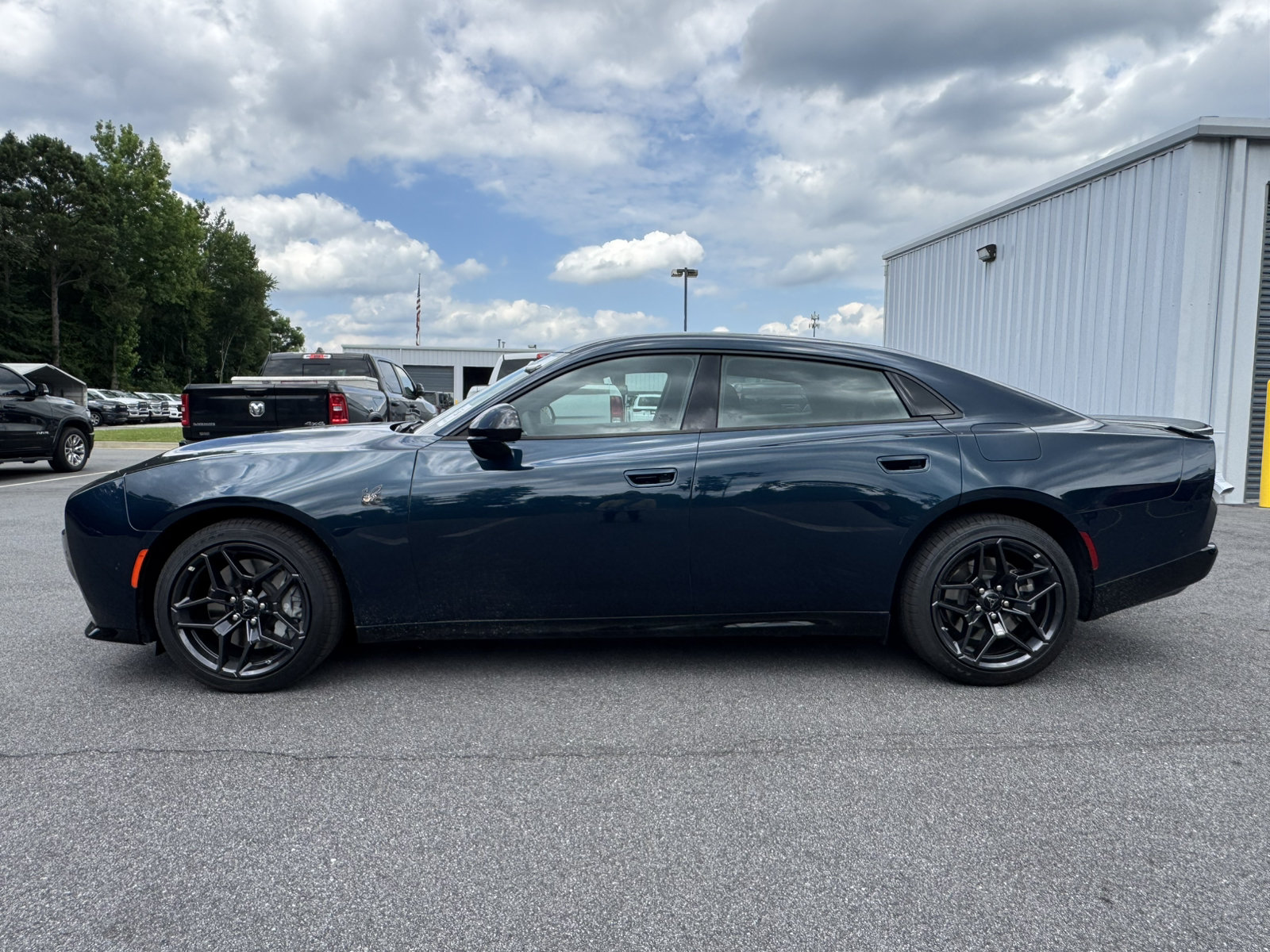 Used 2026 Dodge Charger Scat Pack w/ Blacktop Package AWD/4WD image 8