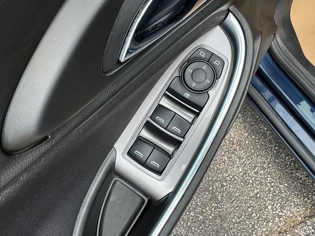 Used 2020 Chevrolet Malibu LT FWD image 10