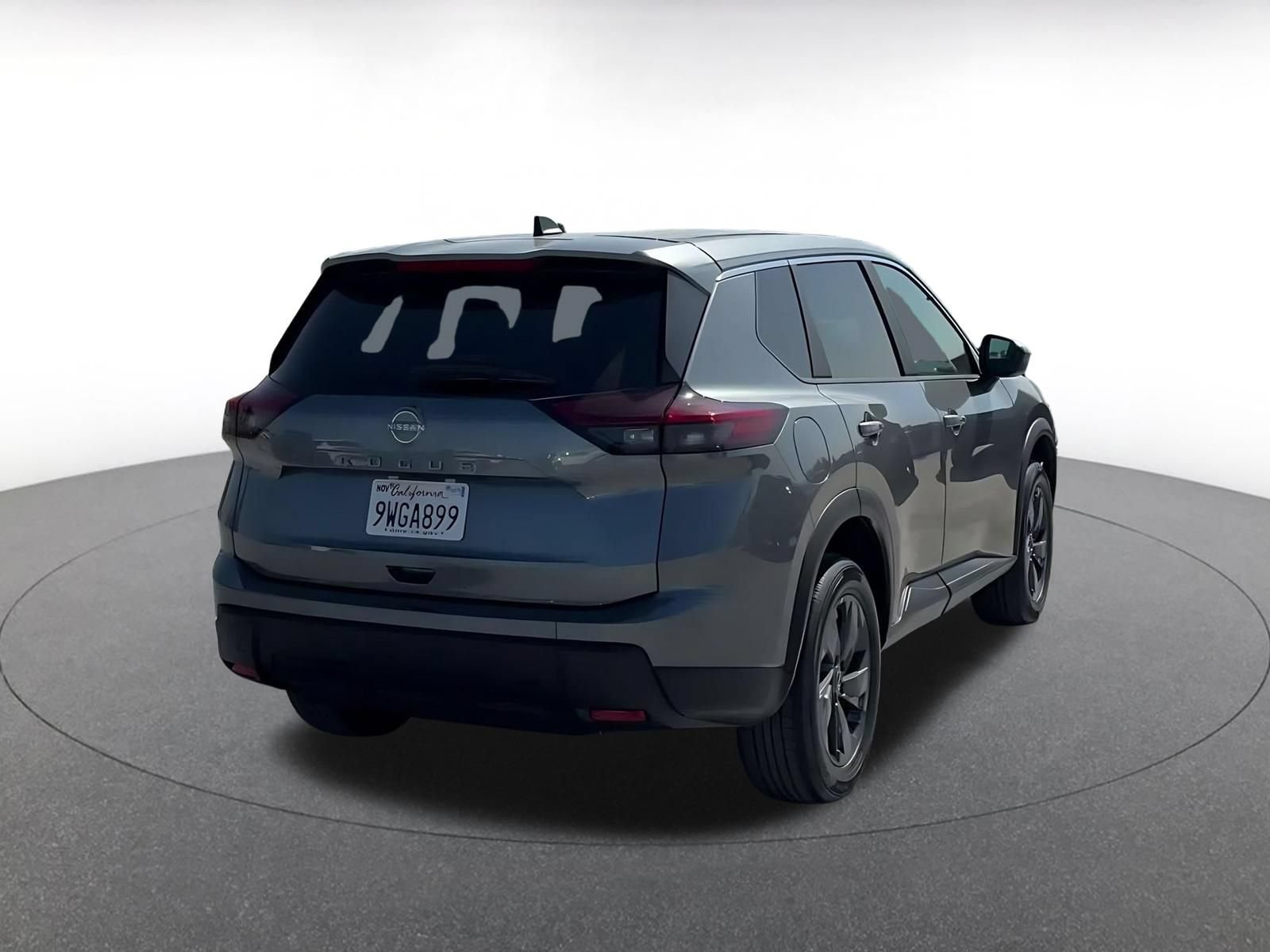 Used 2026 Nissan Rogue SV FWD image 15