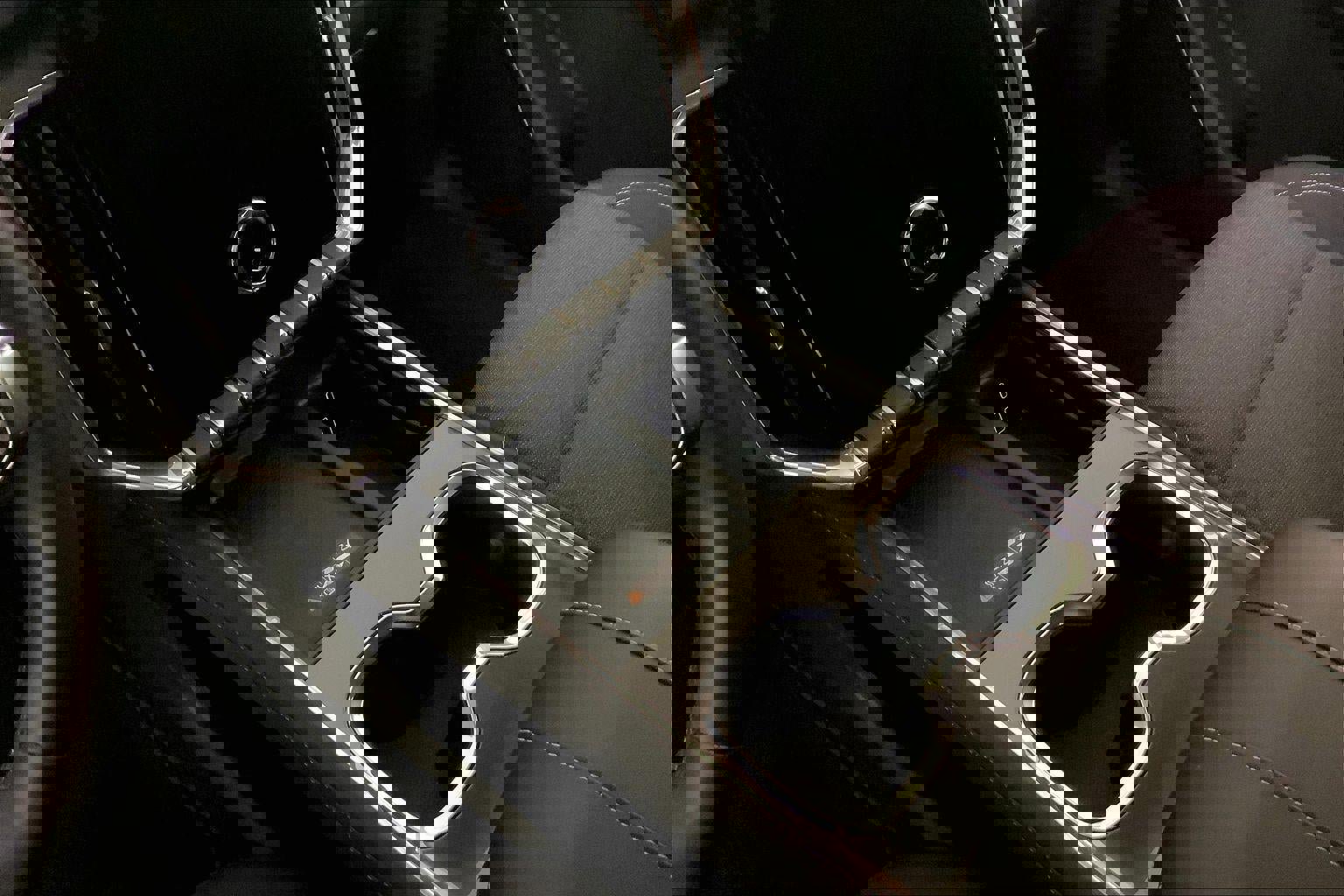 Used 2025 GMC Acadia Elevation image 17