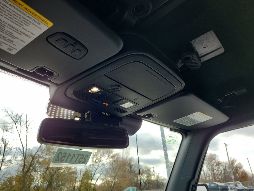 New 2025 Ford Bronco Outer Banks w/ Sasquatch Package image 30