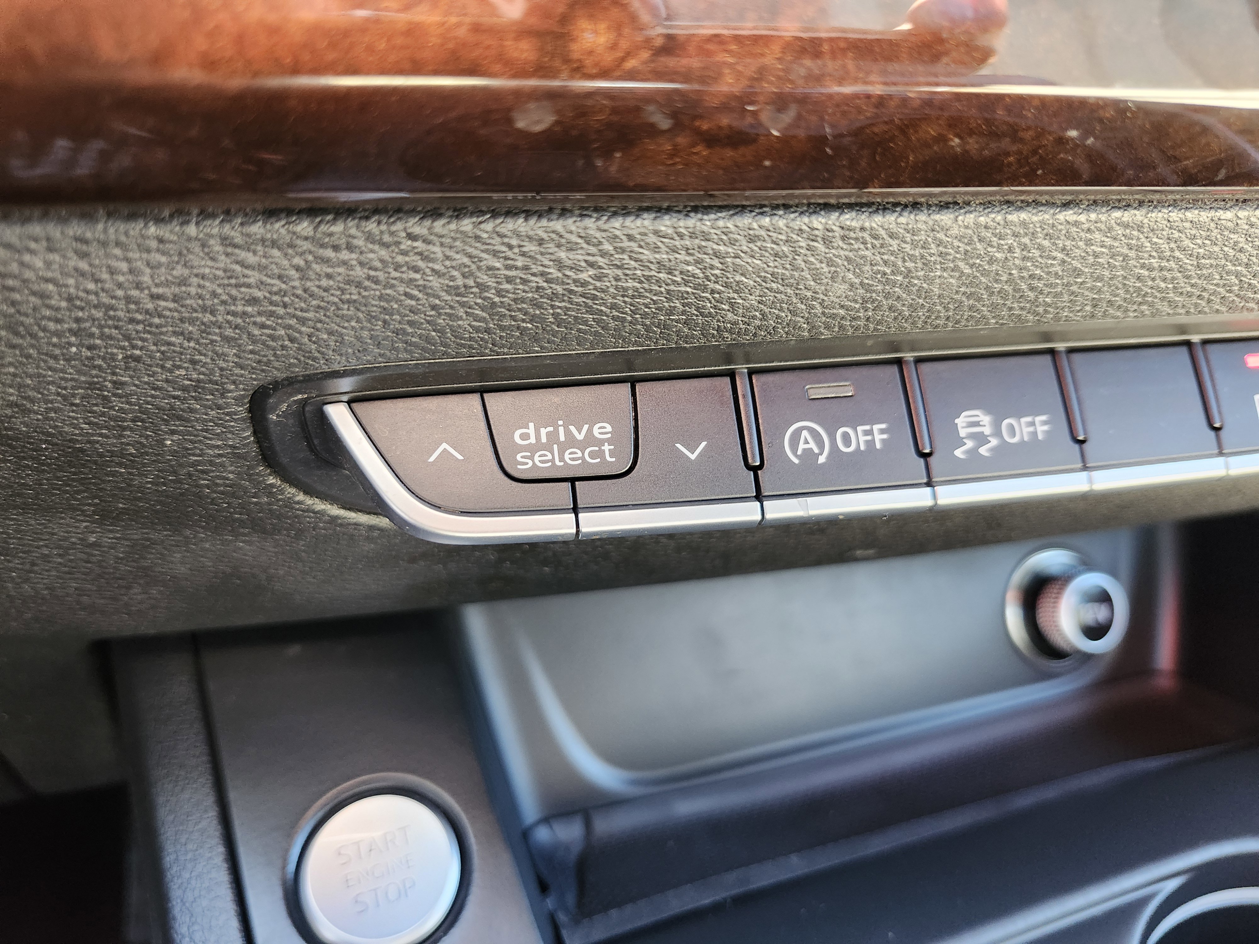 Used 2017 Audi A4 2.0T Premium w/ Audi MMI Navigation Plus image 38