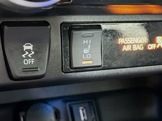 Used 2021 Toyota RAV4 XSE AWD/4WD image 20