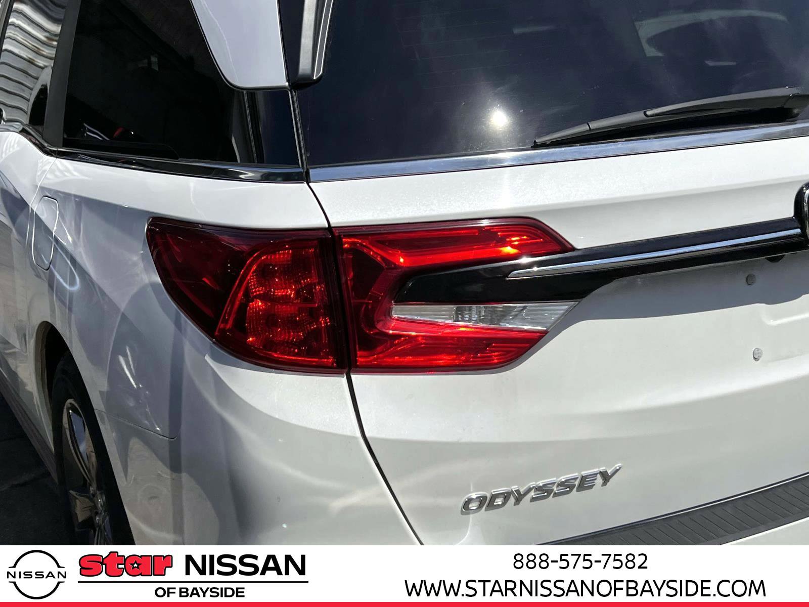 Used 2024 Honda Odyssey EX image 10