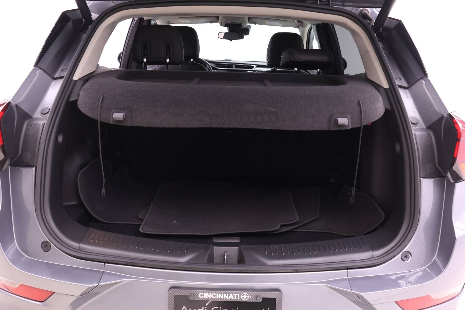 Used 2022 Buick Encore GX Select w/ Sport Touring Package image 23