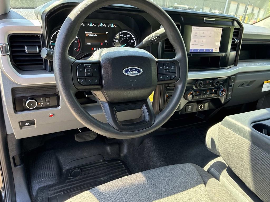 Used 2025 Ford F350 XL w/ XL Chrome Package AWD/4WD image 36