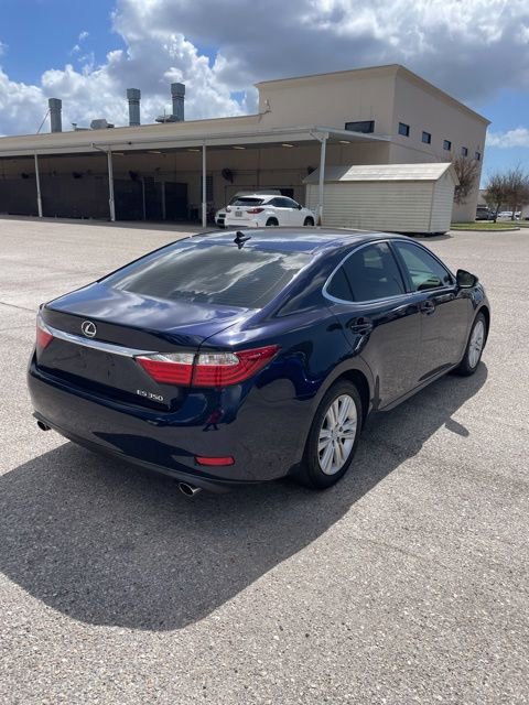 Used 2013 Lexus ES 350 w/ Premium Pkg image 4