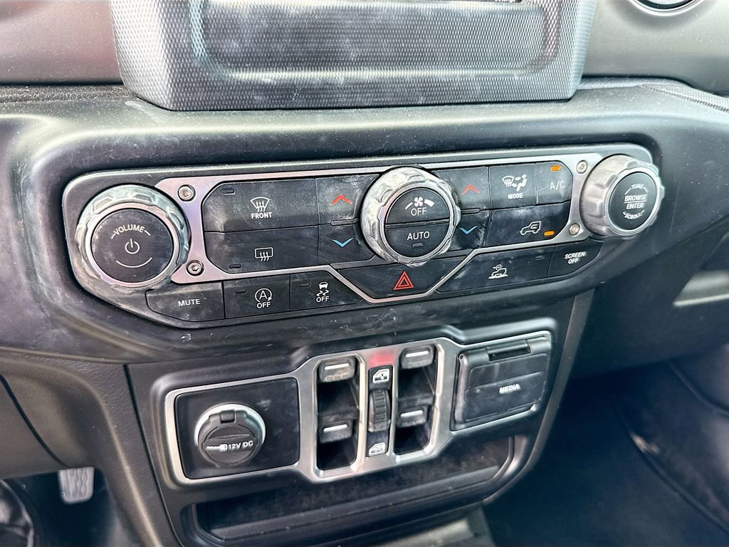Used 2022 Jeep Wrangler Unlimited Sport AWD/4WD image 15