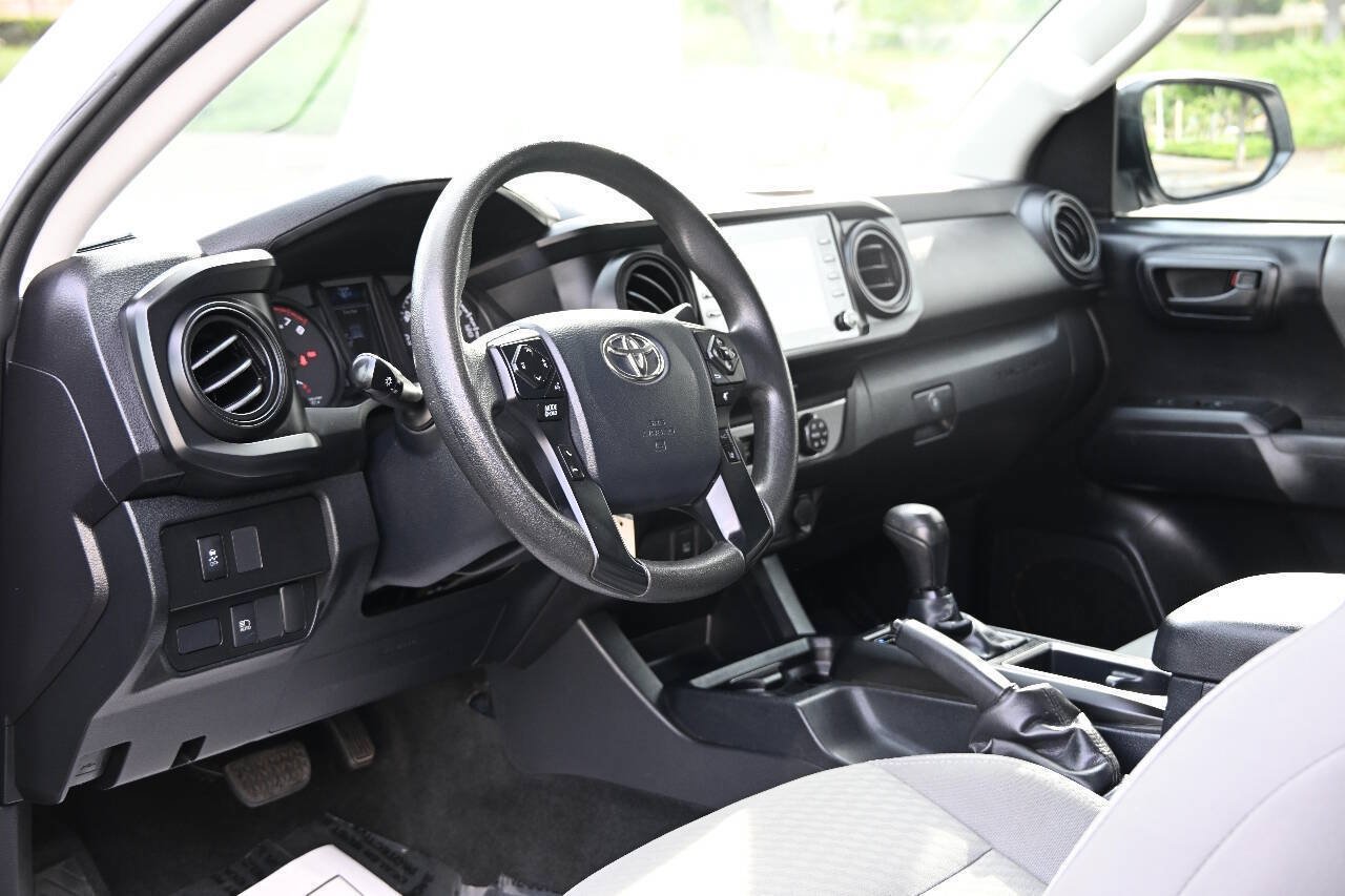 Used 2020 Toyota Tacoma SR RWD image 10