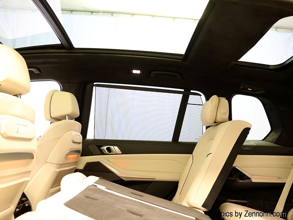 Certified 2024 BMW X7 xDrive40i w/ M Sport Package image 14