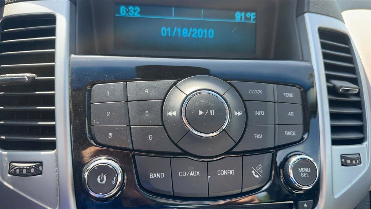 Used 2016 Chevrolet Cruze LS image 39