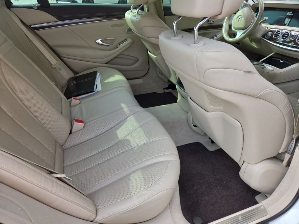 Used 2017 Mercedes-Benz S 550 Sedan image 11
