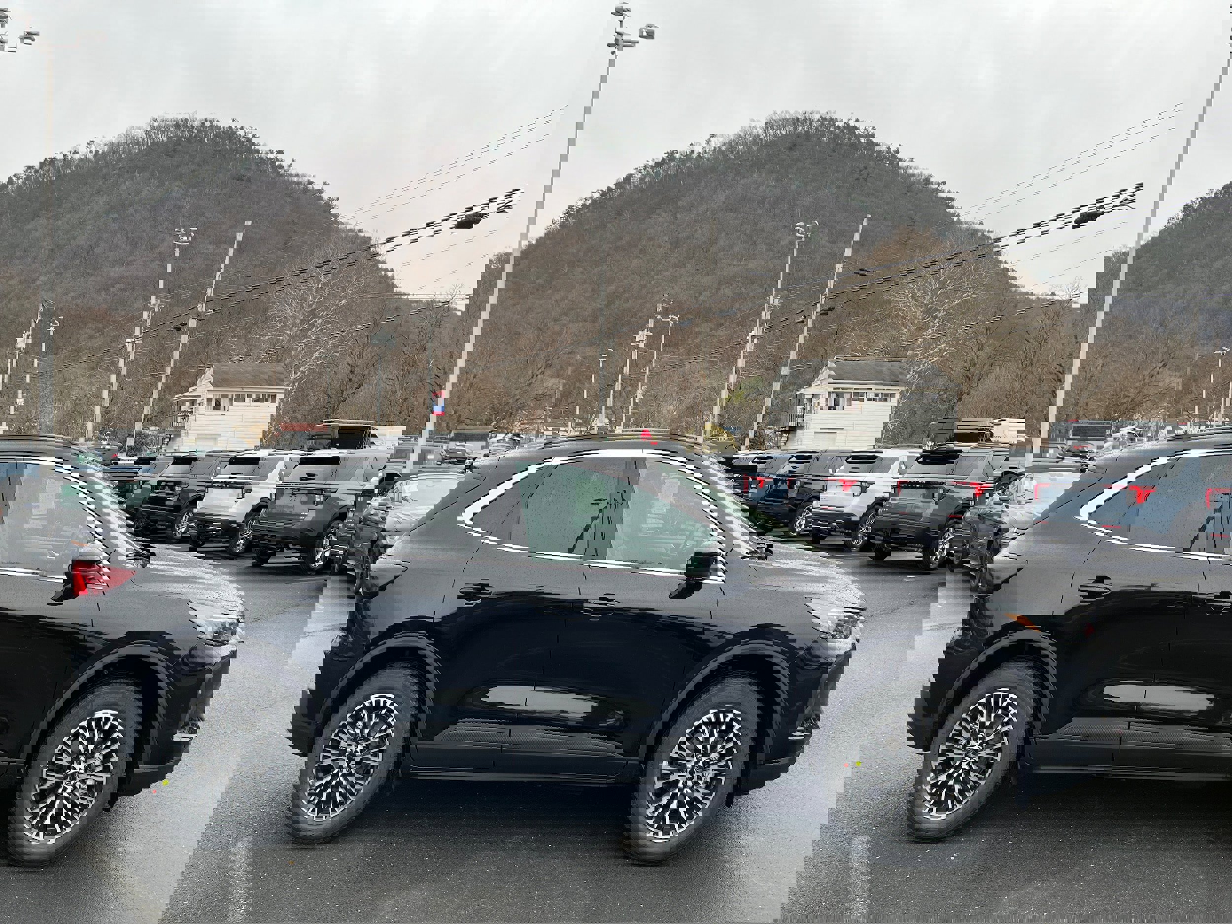 New 2026 Ford Escape SE w/ PHEV Premium Package image 4