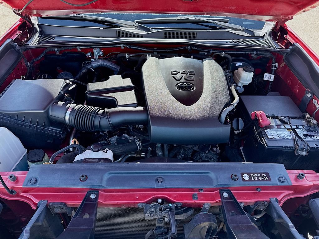 Used 2017 Toyota Tacoma SR5 image 28