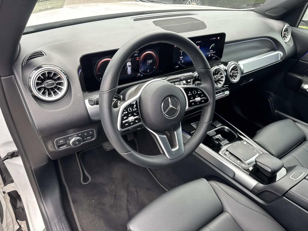 Used 2022 Mercedes-Benz GLB 250 image 18