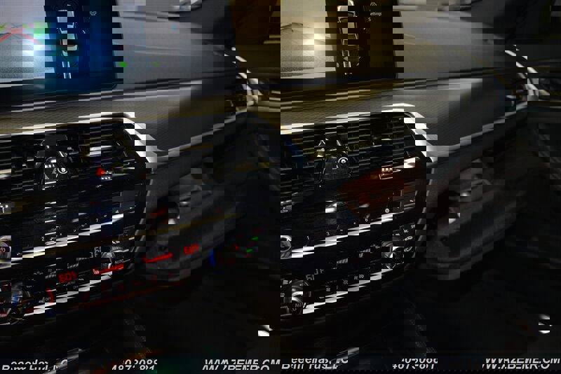 Used 2023 BMW 530e w/ M Sport Package image 34