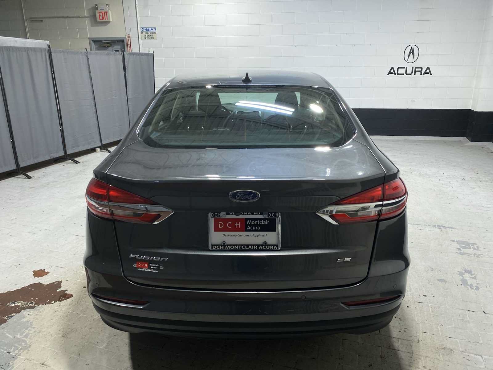 Used 2019 Ford Fusion SE FWD image 5