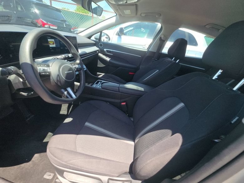 Used 2026 Hyundai Sonata Blue FWD image 5