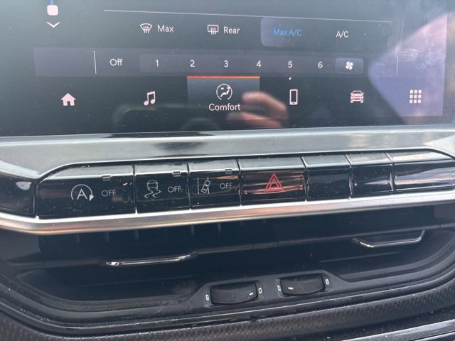 Used 2023 Jeep Compass Altitude image 36