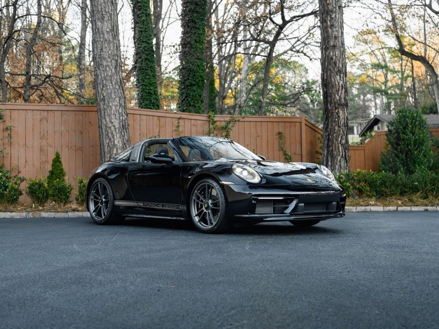 Used 2023 Porsche 911 50th Anniversary Edition image 5