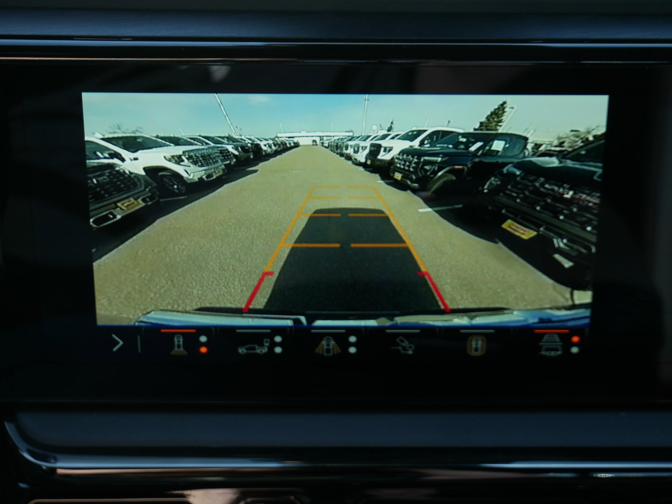 New 2026 GMC Sierra 1500 AT4 w/ Technology Package AWD/4WD image 10