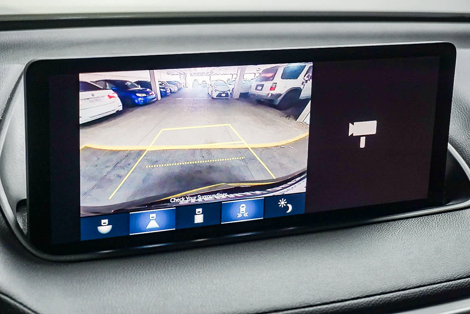 Used 2023 Acura MDX FWD image 24