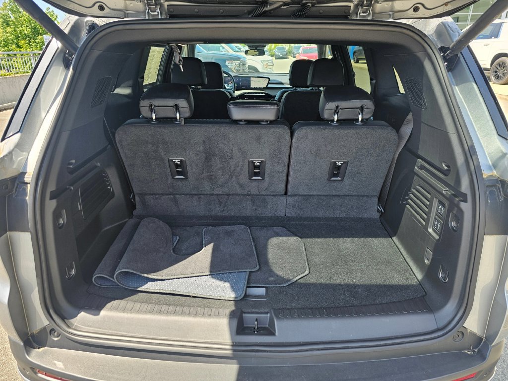 New 2025 Buick Enclave Preferred w/ Power Package AWD/4WD image 15