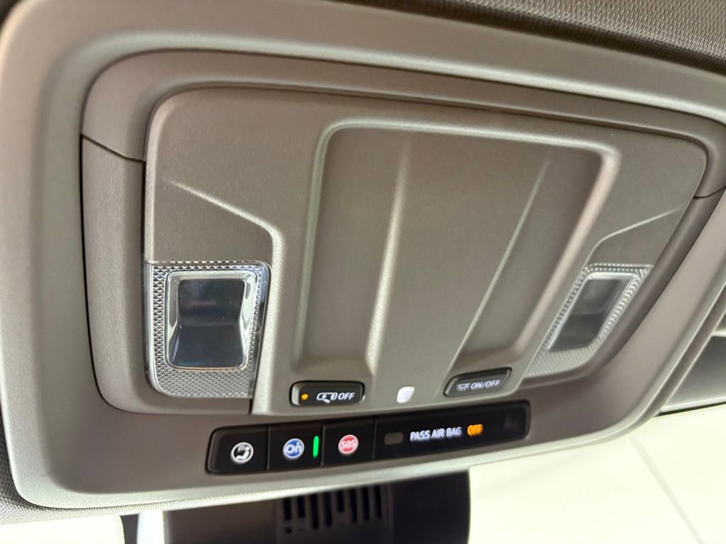 Used 2024 Chevrolet Silverado 1500 LT Trail Boss image 39