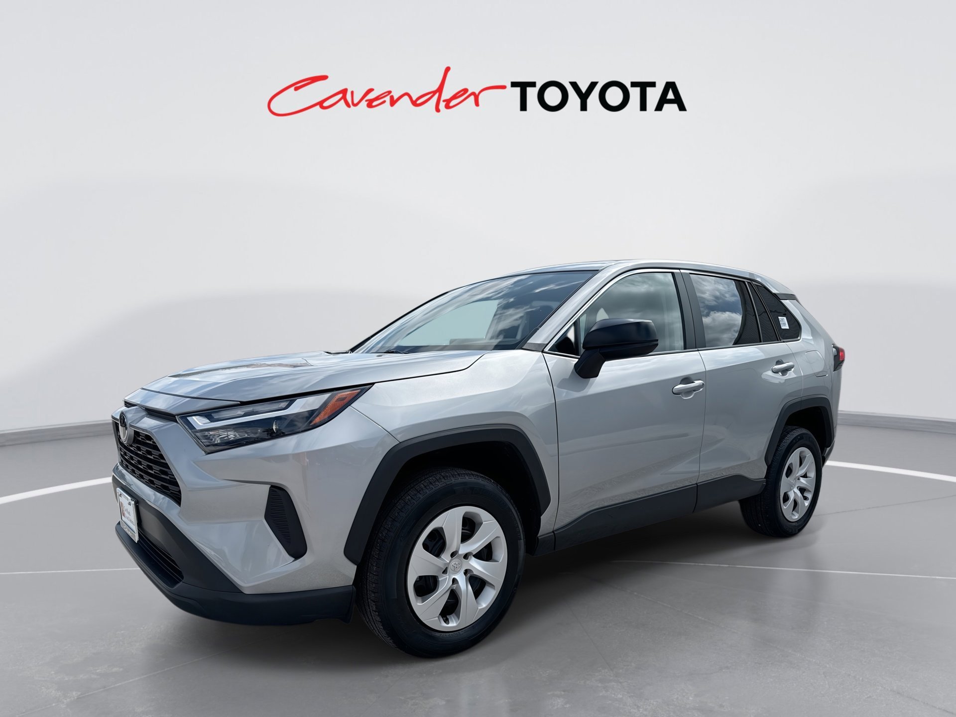 Certified 2025 Toyota RAV4 LE FWD image 1