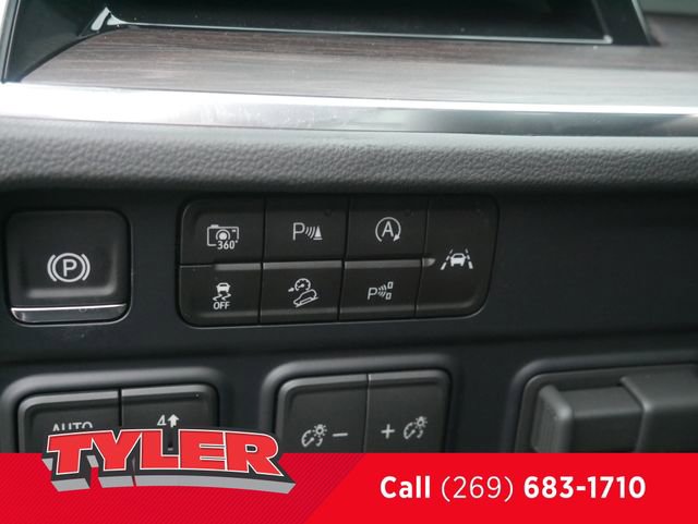 New 2026 Chevrolet Suburban Premier w/ Sun And Tow Package image 30