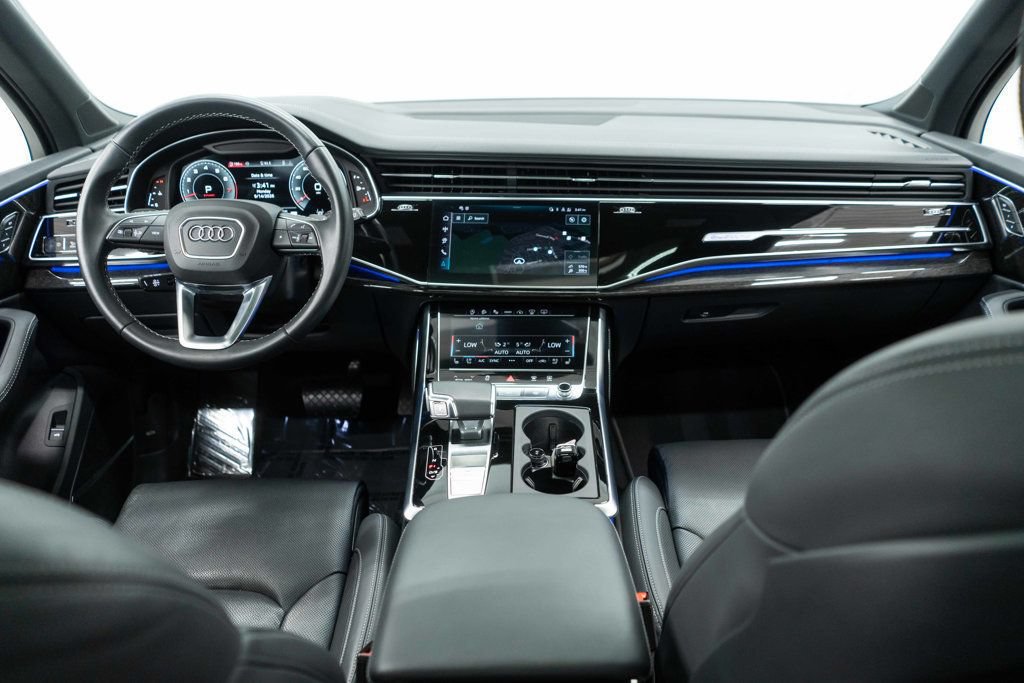 Used 2025 Audi Q7 3.0T Prestige AWD/4WD image 10
