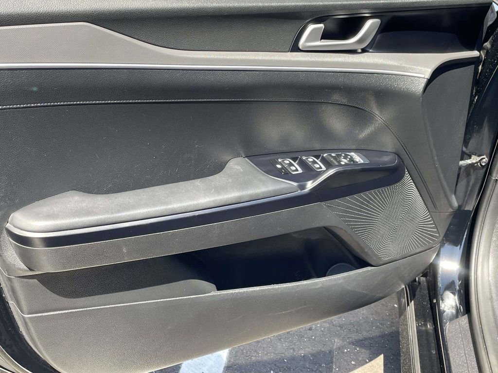 Used 2022 Kia K5 LXS image 13