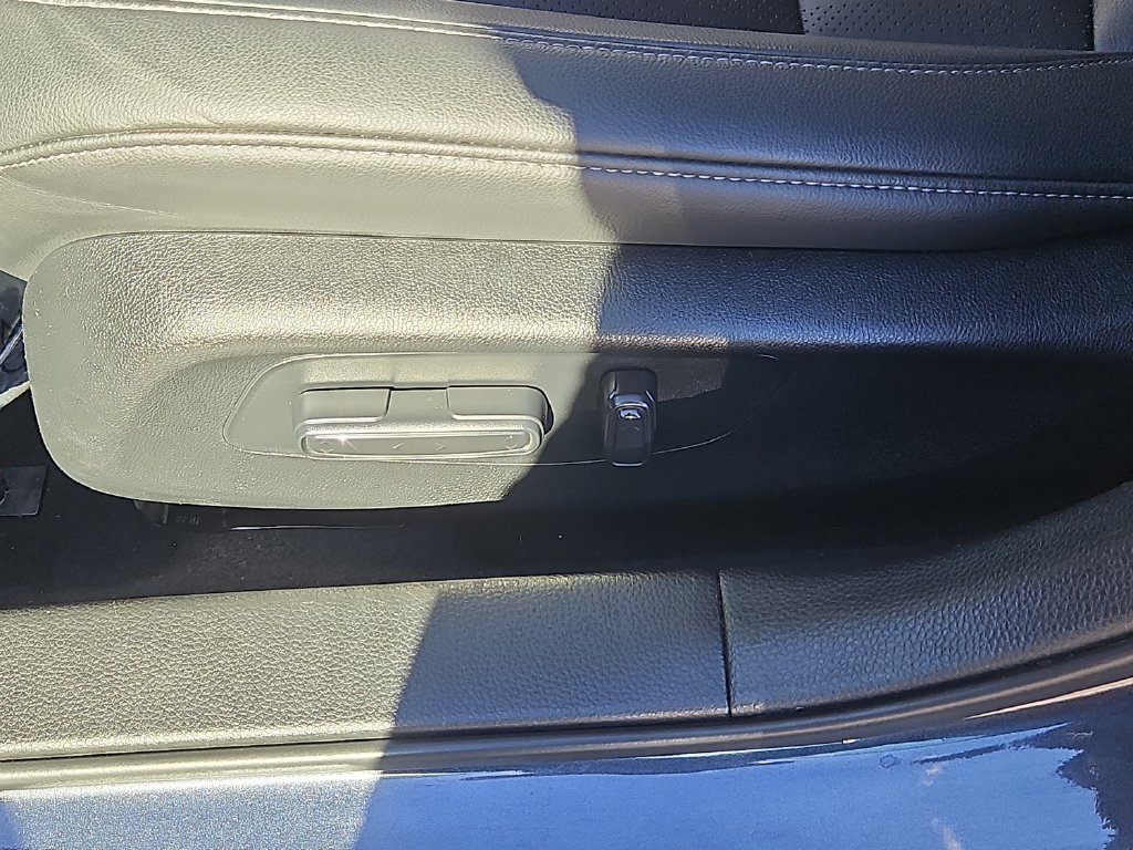Certified 2024 Honda Civic EX-L image 18