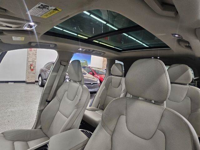 Used 2021 Volvo XC90 T5 Momentum w/ Climate Package AWD/4WD image 15