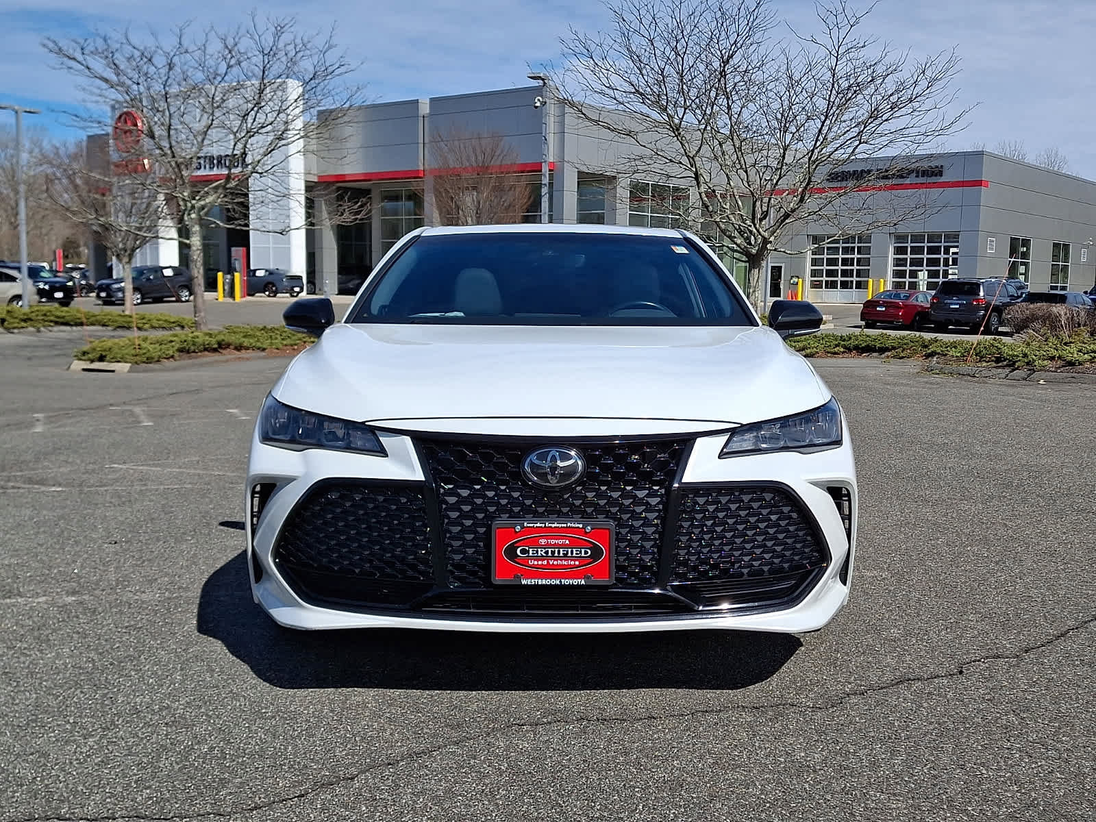 Certified 2019 Toyota Avalon XSE w/ All Weather Liner Package image 2
