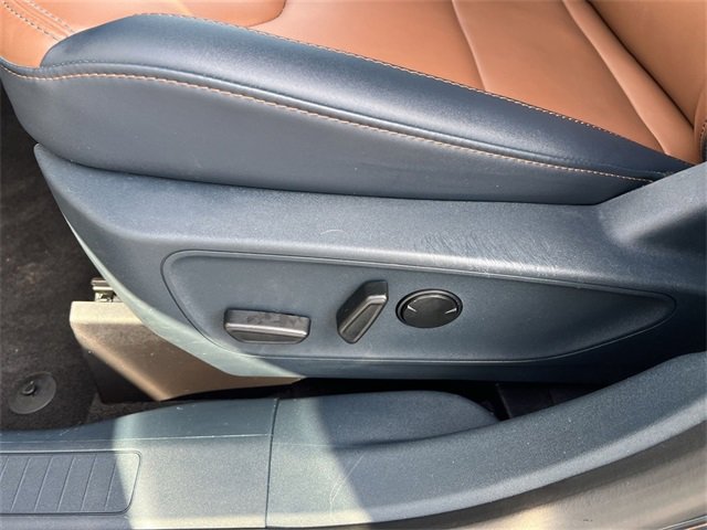 Used 2023 Ford Maverick Lariat w/ Lariat Luxury Package image 14