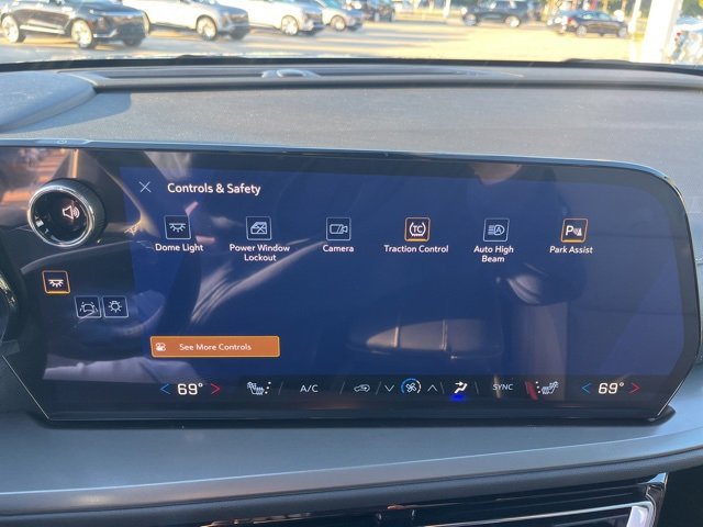 New 2026 Chevrolet Traverse LT image 30