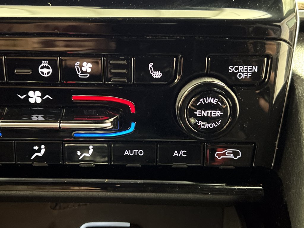 Used 2025 Jeep Grand Cherokee Summit w/ Obsidian Package AWD/4WD image 61