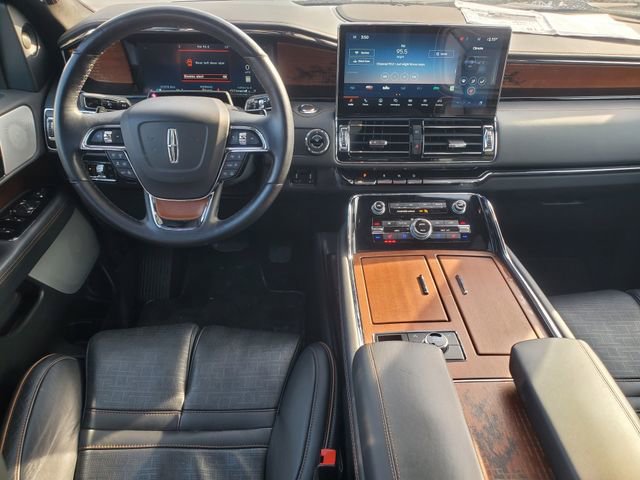 Used 2024 Lincoln Navigator Black Label image 28