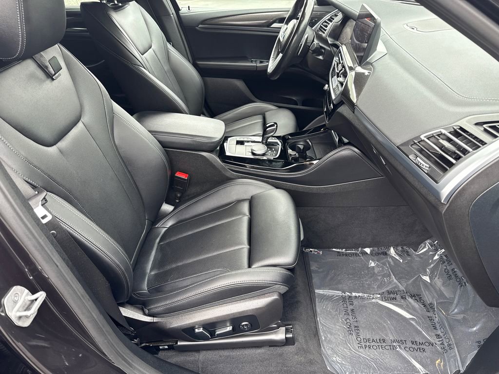 Certified 2024 BMW X4 M40i w/ Premium Package AWD/4WD image 13