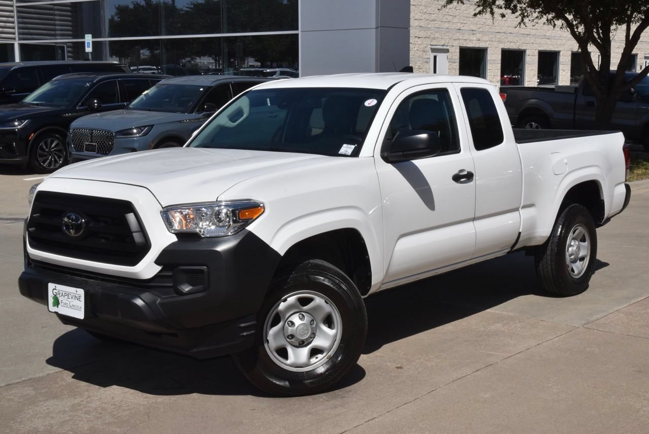 Used 2023 Toyota Tacoma SR RWD image 34