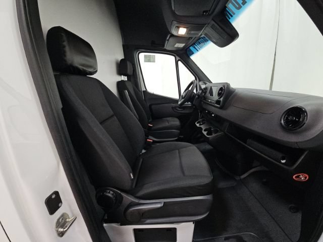 Used 2024 Mercedes-Benz Sprinter 3500 w/ Acoustic Package image 6