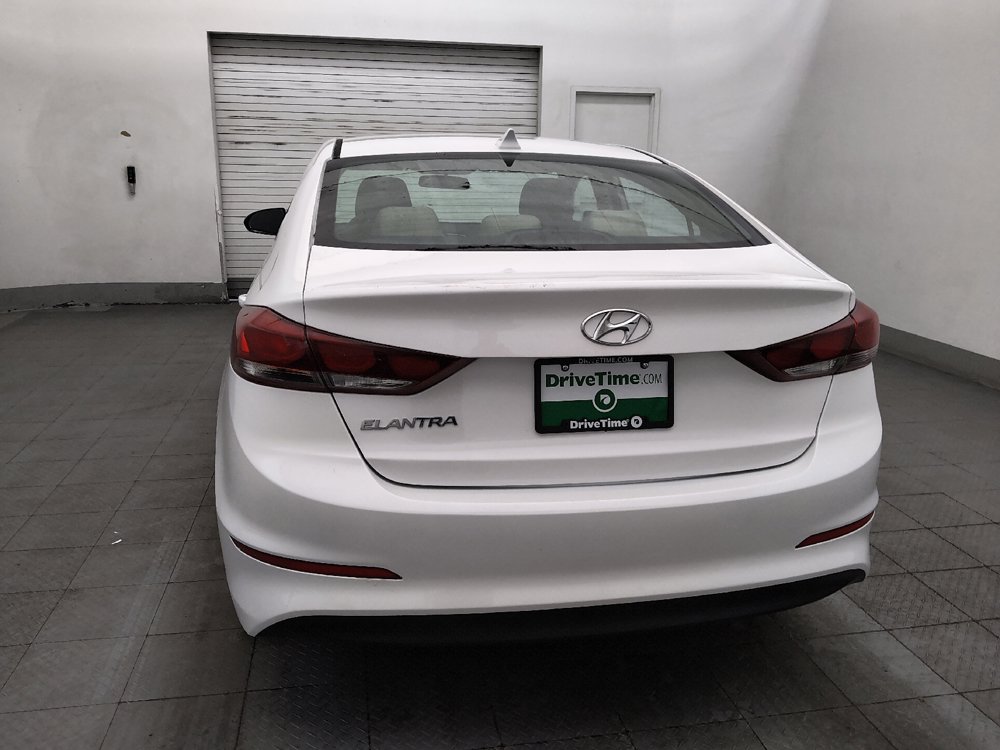 Used 2018 Hyundai Elantra SEL w/ Cargo Package FWD image 6