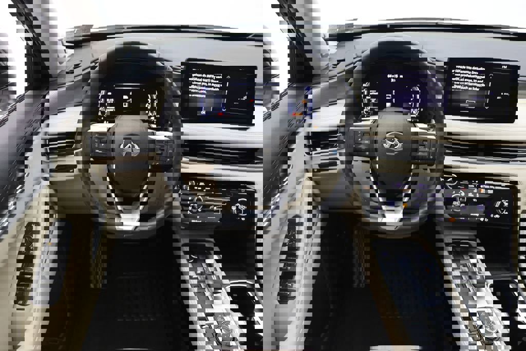 Used 2023 INFINITI QX60 Luxe w/ Performance Audio Package image 12