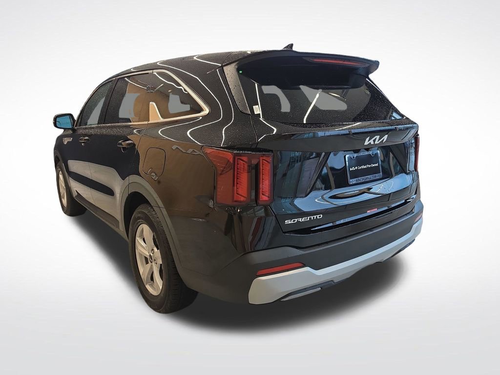 Used 2026 Kia Sorento LX image 3