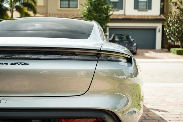 Used 2024 Porsche Taycan GTS AWD/4WD image 74