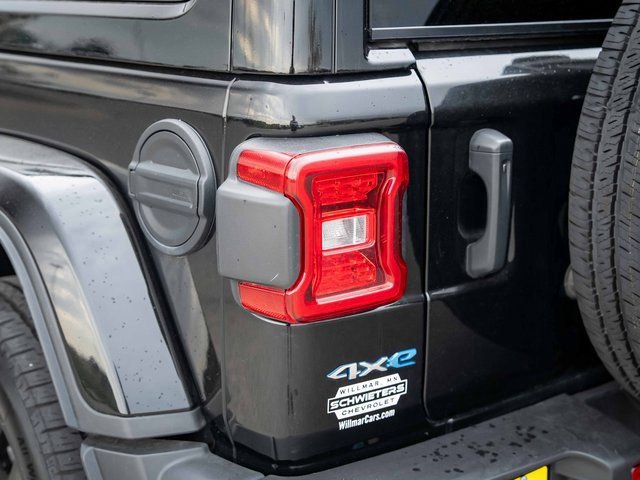 Used 2024 Jeep Wrangler Unlimited Sahara image 9